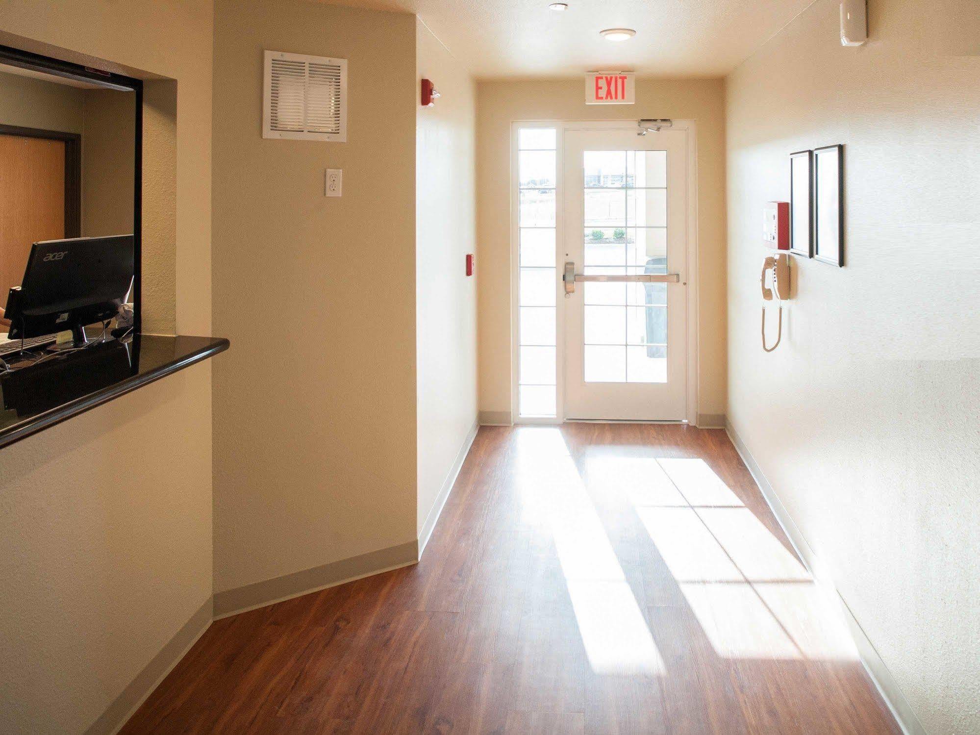 Extended Stay America Select Suites - Fort Myers Exterior photo