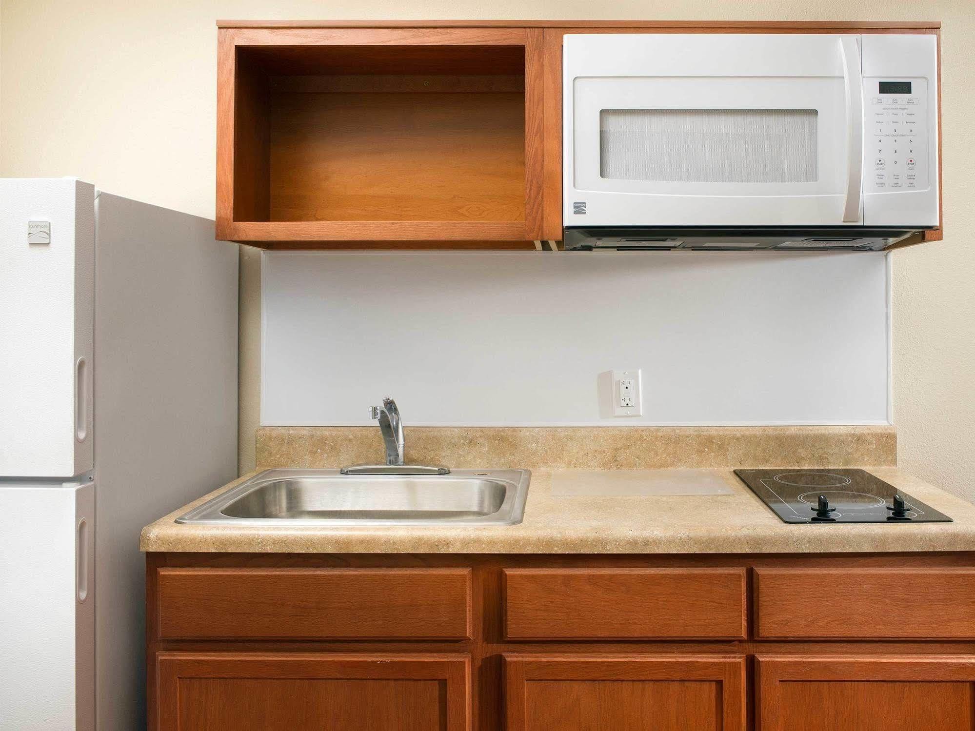 Extended Stay America Select Suites - Fort Myers Exterior photo